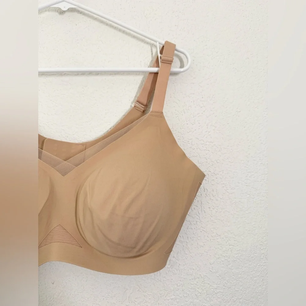 Honeylove Crossover Wireless Mesh Comfort Bra in Sand Size 1X